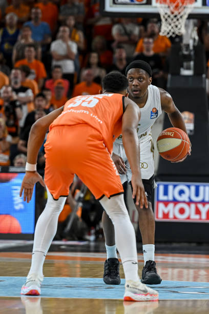 博尼费斯租 博尼费斯租